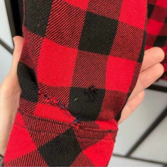 [M] BC Clothing Women’s Red & Black Plaid Snap Button Shacket With Fleecy Lining - Picture 10 of 15